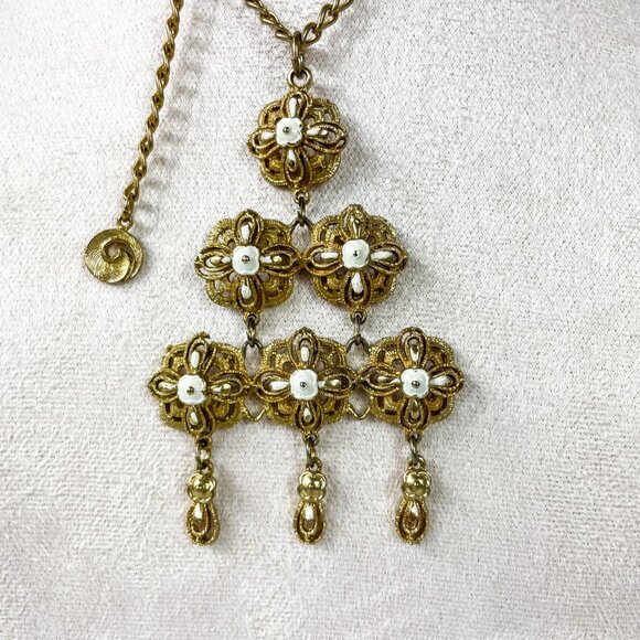 Lisner Modernist Necklace Gold Tone Dangle Triangle Chandelier Pendant Signed - Picture 2 of 5